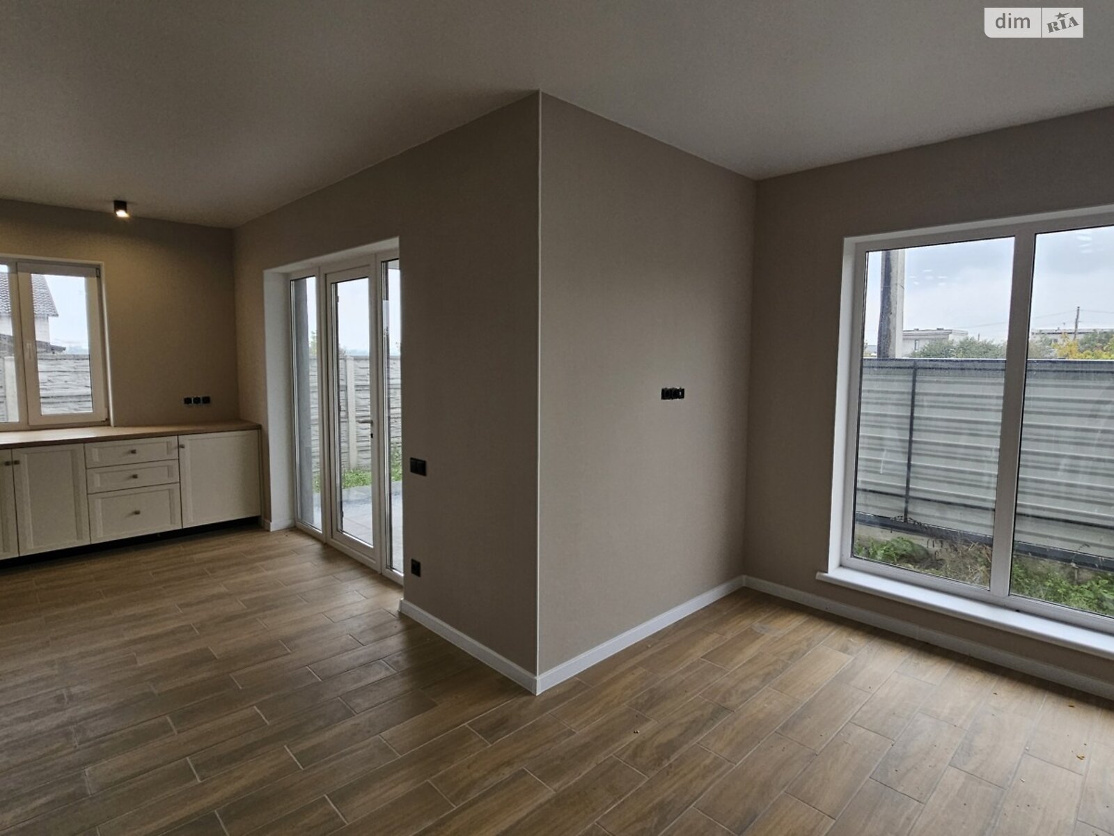 одноэтажный дом, 100 кв. м, кирпич. Продажа в Виннице район Академический фото 1