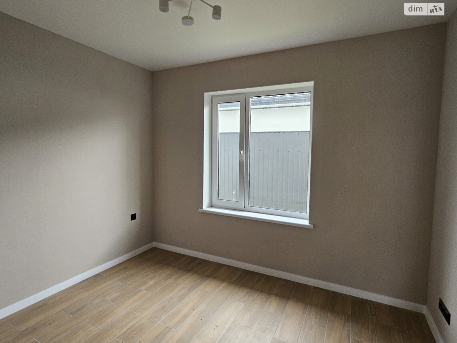 одноэтажный дом, 100 кв. м, кирпич. Продажа в Виннице район Академический фото 1