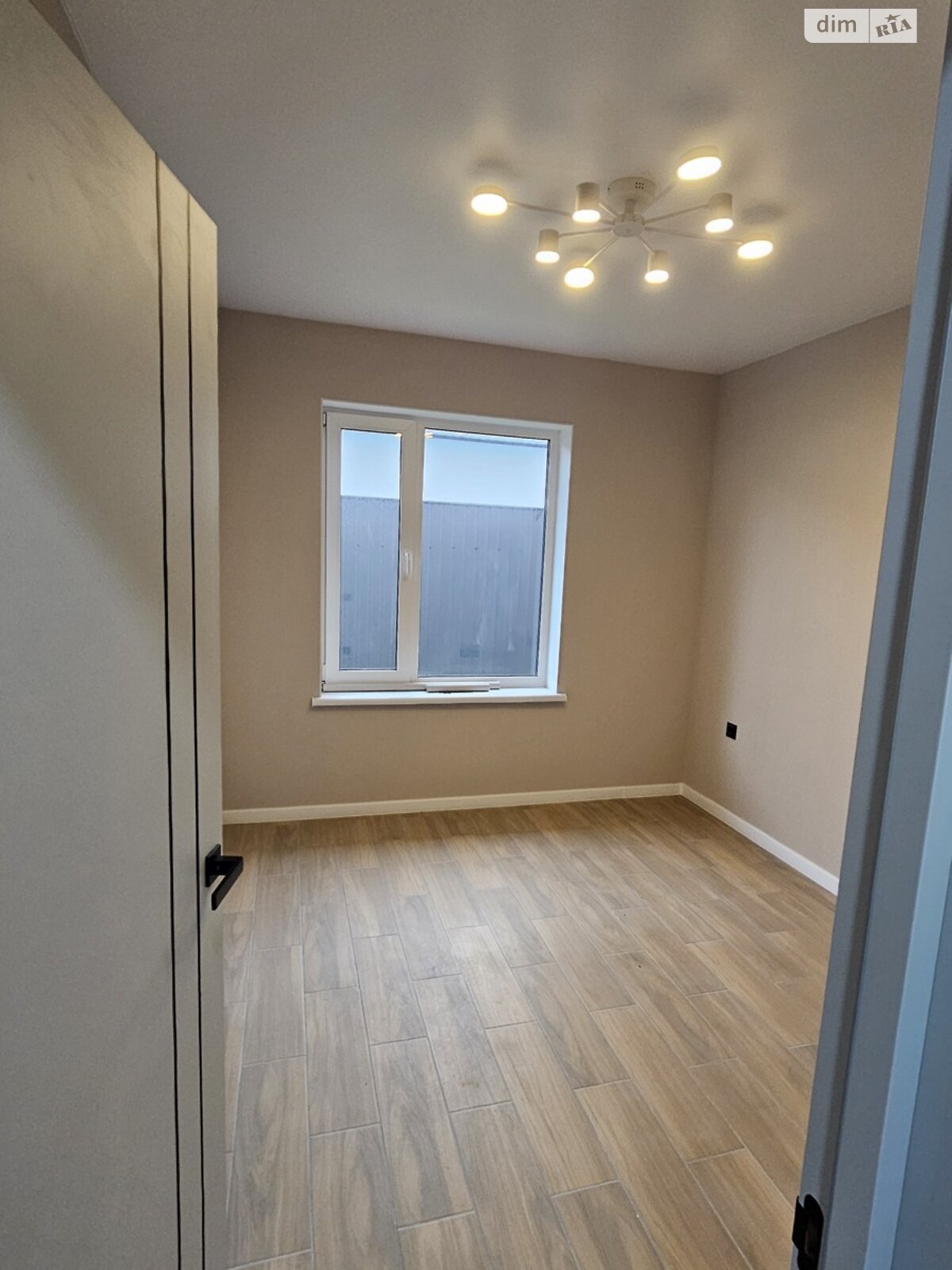 одноэтажный дом, 100 кв. м, кирпич. Продажа в Виннице район Академический фото 1