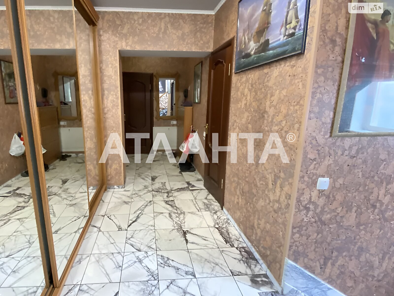 триповерховий будинок, 360.2 кв. м, цегла. Продаж в Вінниці, район Корея фото 1 триповерховий будинок, 360.2 кв. м, цегла. Продаж в Вінниці, район Корея фото 1