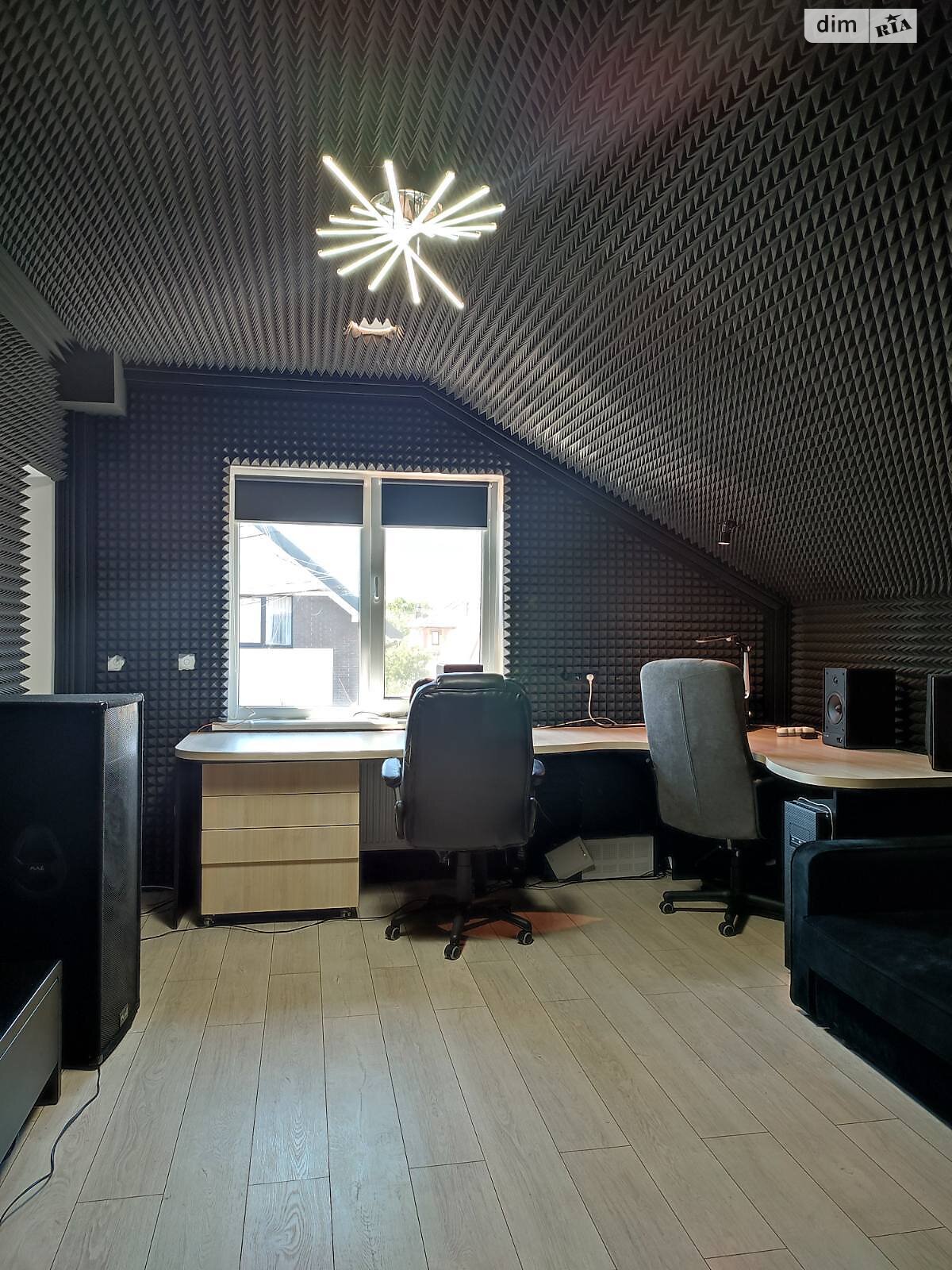 двоповерховий будинок з гаражем, 204.6 кв. м, цегла. Продаж в Вінниці, район Корея фото 1 двоповерховий будинок з гаражем, 204.6 кв. м, цегла. Продаж в Вінниці, район Корея фото 1