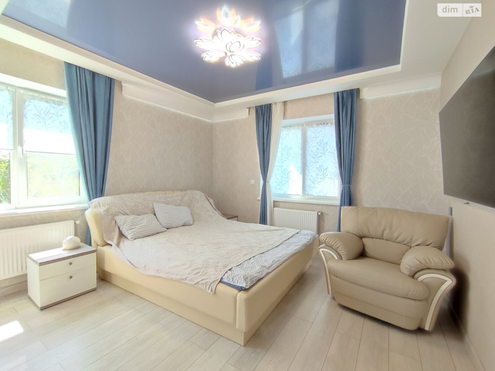 двоповерховий будинок з гаражем, 204.6 кв. м, цегла. Продаж в Вінниці, район Корея фото 1 двоповерховий будинок з гаражем, 204.6 кв. м, цегла. Продаж в Вінниці, район Корея фото 1