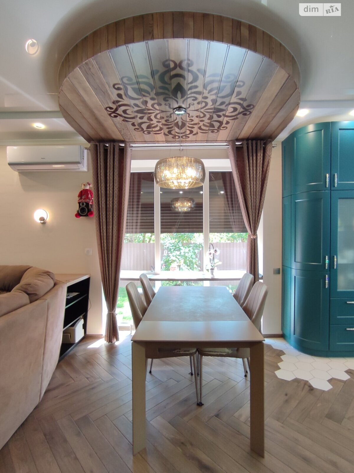 двоповерховий будинок з гаражем, 204.6 кв. м, цегла. Продаж в Вінниці, район Корея фото 1 двоповерховий будинок з гаражем, 204.6 кв. м, цегла. Продаж в Вінниці, район Корея фото 1