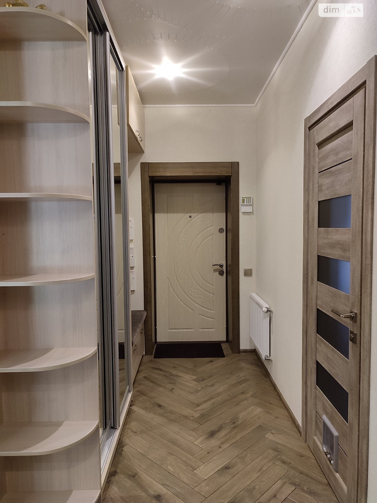 двоповерховий будинок з гаражем, 204.6 кв. м, цегла. Продаж в Вінниці, район Корея фото 1 двоповерховий будинок з гаражем, 204.6 кв. м, цегла. Продаж в Вінниці, район Корея фото 1