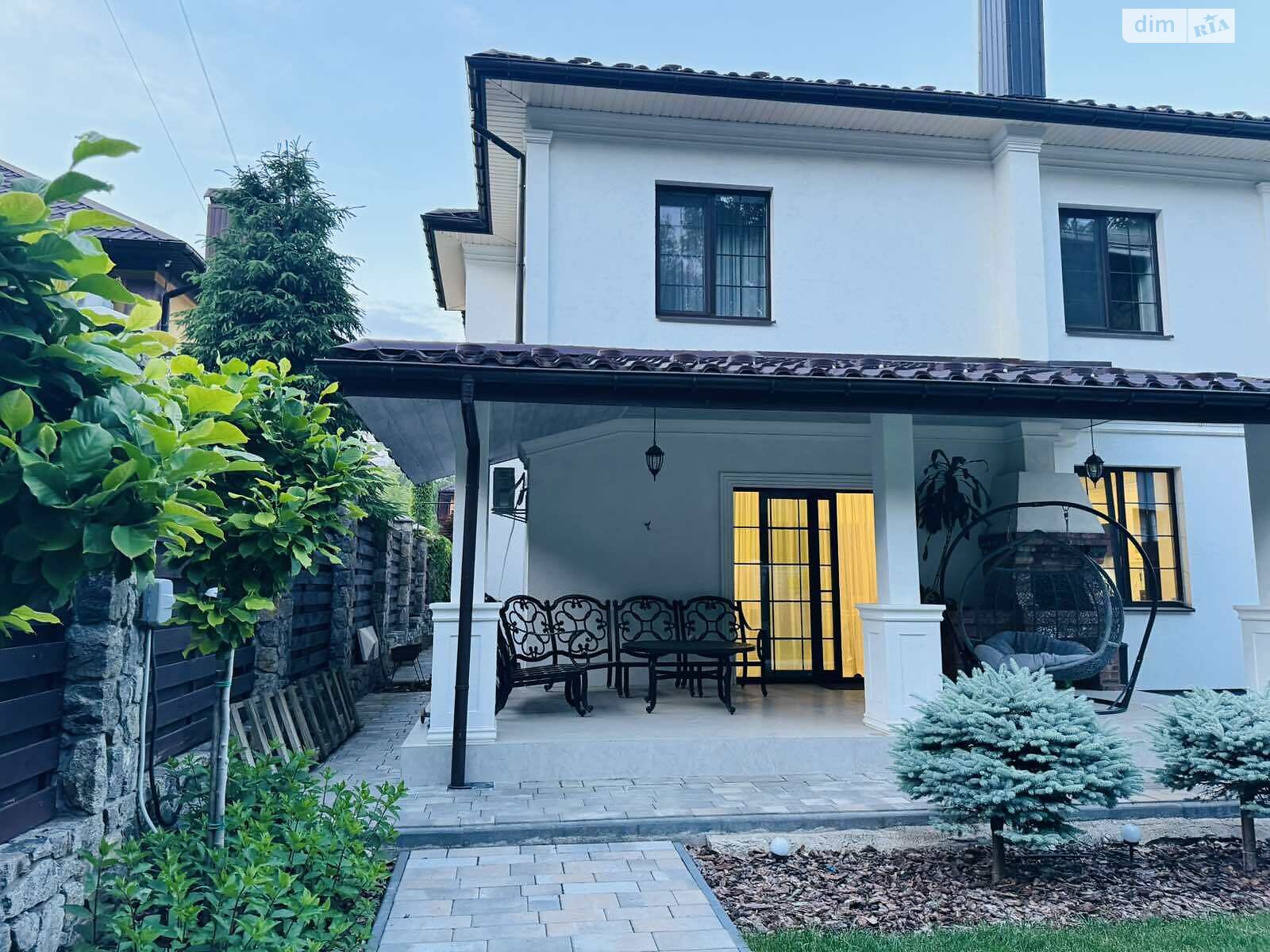 двоповерховий будинок з гаражем, 250 кв. м, кирпич. Продаж в Вінниці, район Корея фото 1 двоповерховий будинок з гаражем, 250 кв. м, кирпич. Продаж в Вінниці, район Корея фото 1