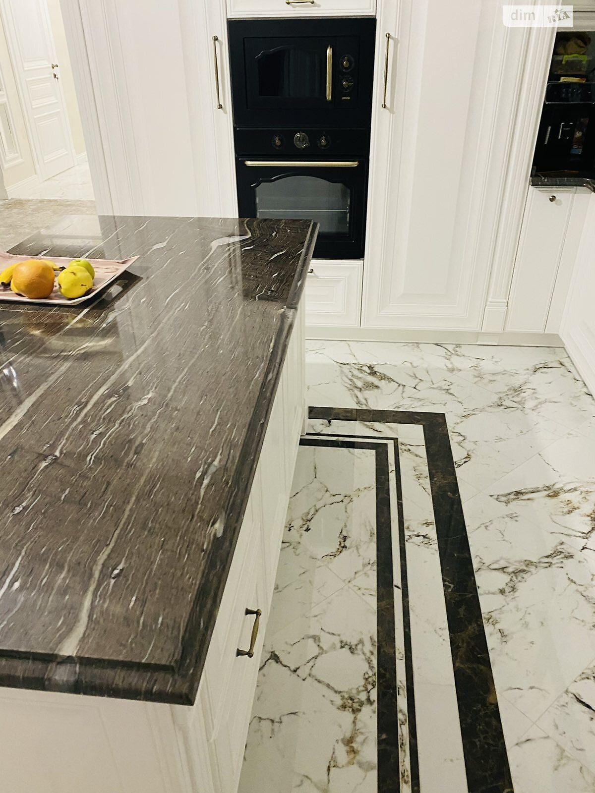двоповерховий будинок з гаражем, 250 кв. м, кирпич. Продаж в Вінниці, район Корея фото 1 двоповерховий будинок з гаражем, 250 кв. м, кирпич. Продаж в Вінниці, район Корея фото 1