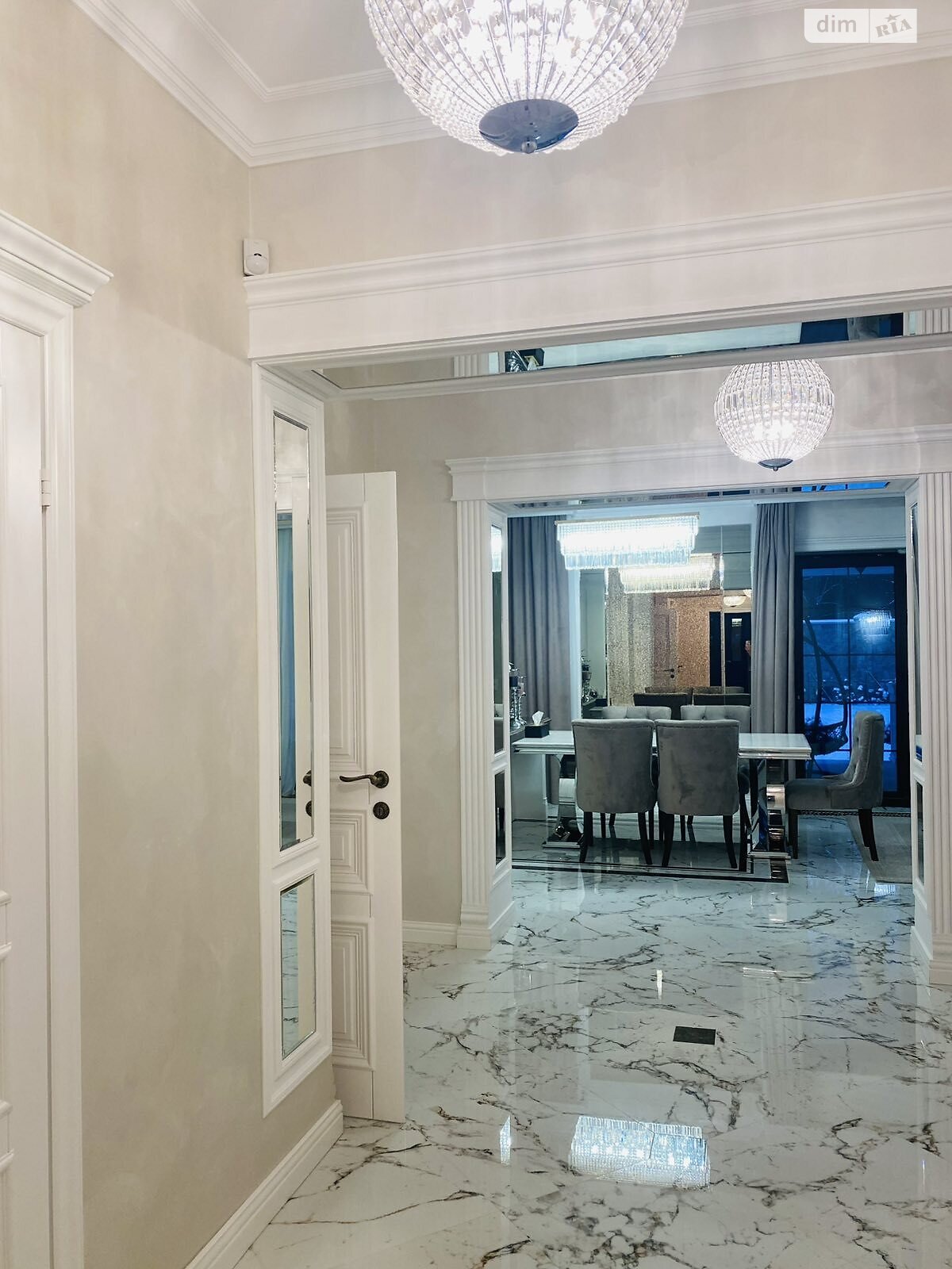 двоповерховий будинок з гаражем, 250 кв. м, кирпич. Продаж в Вінниці, район Корея фото 1 двоповерховий будинок з гаражем, 250 кв. м, кирпич. Продаж в Вінниці, район Корея фото 1
