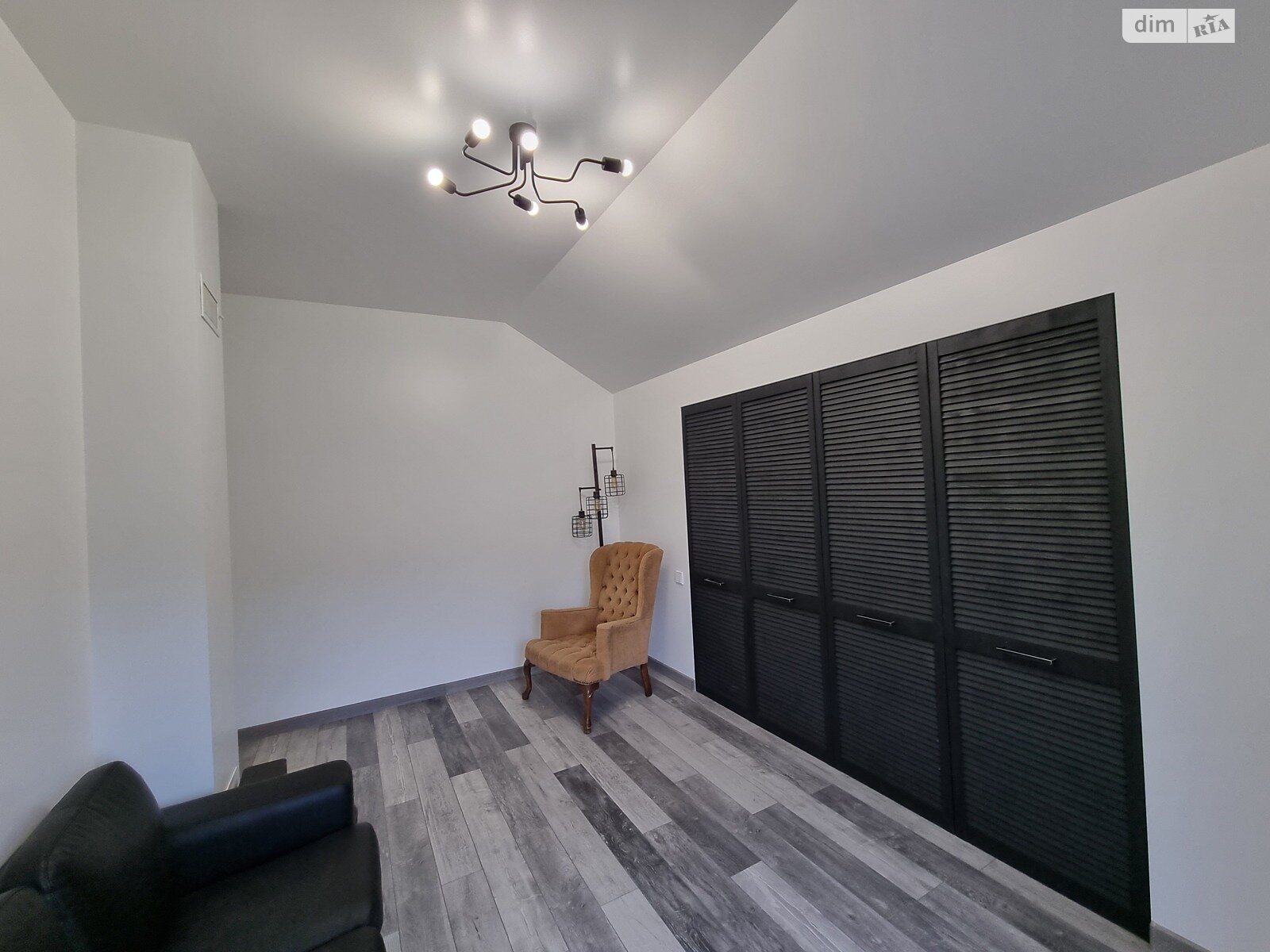 двухэтажный дом, 200 кв. м, газобетон. Продажа в Виннице район Корея фото 1 двухэтажный дом, 200 кв. м, газобетон. Продажа в Виннице район Корея фото 1