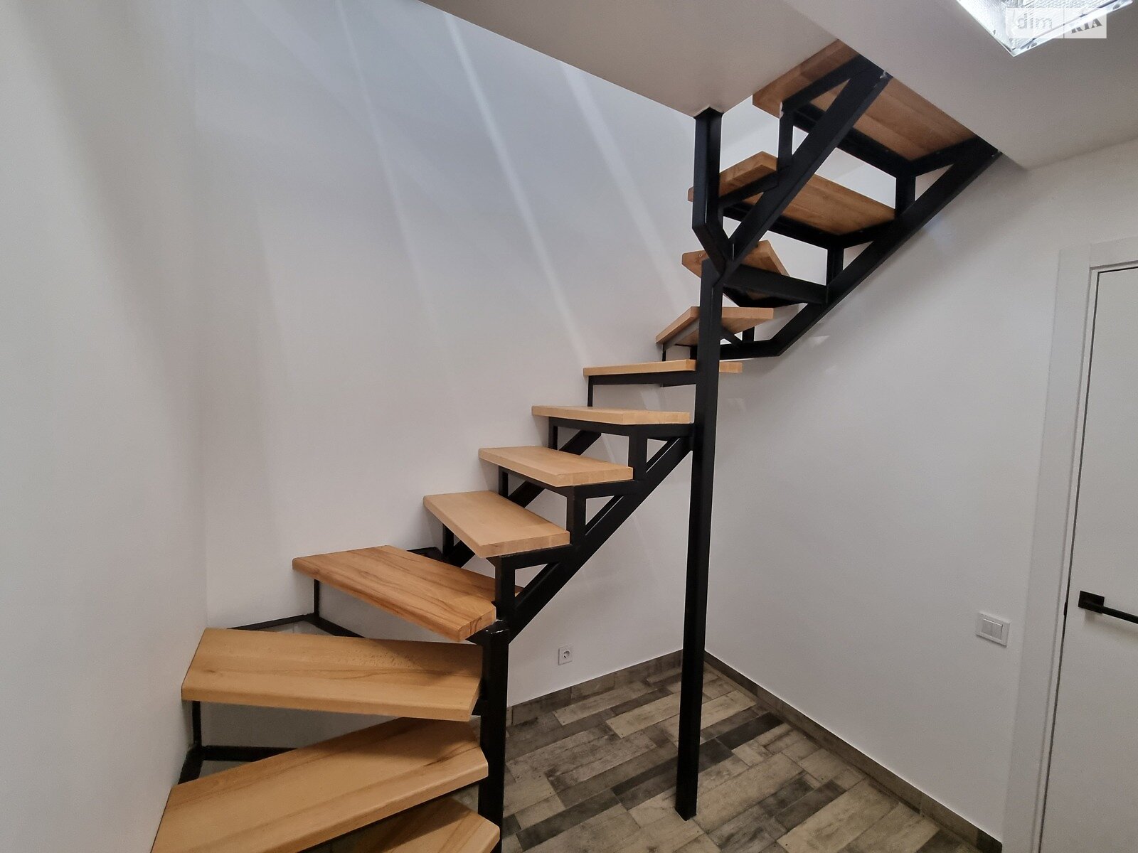 двухэтажный дом, 200 кв. м, газобетон. Продажа в Виннице район Корея фото 1 двухэтажный дом, 200 кв. м, газобетон. Продажа в Виннице район Корея фото 1