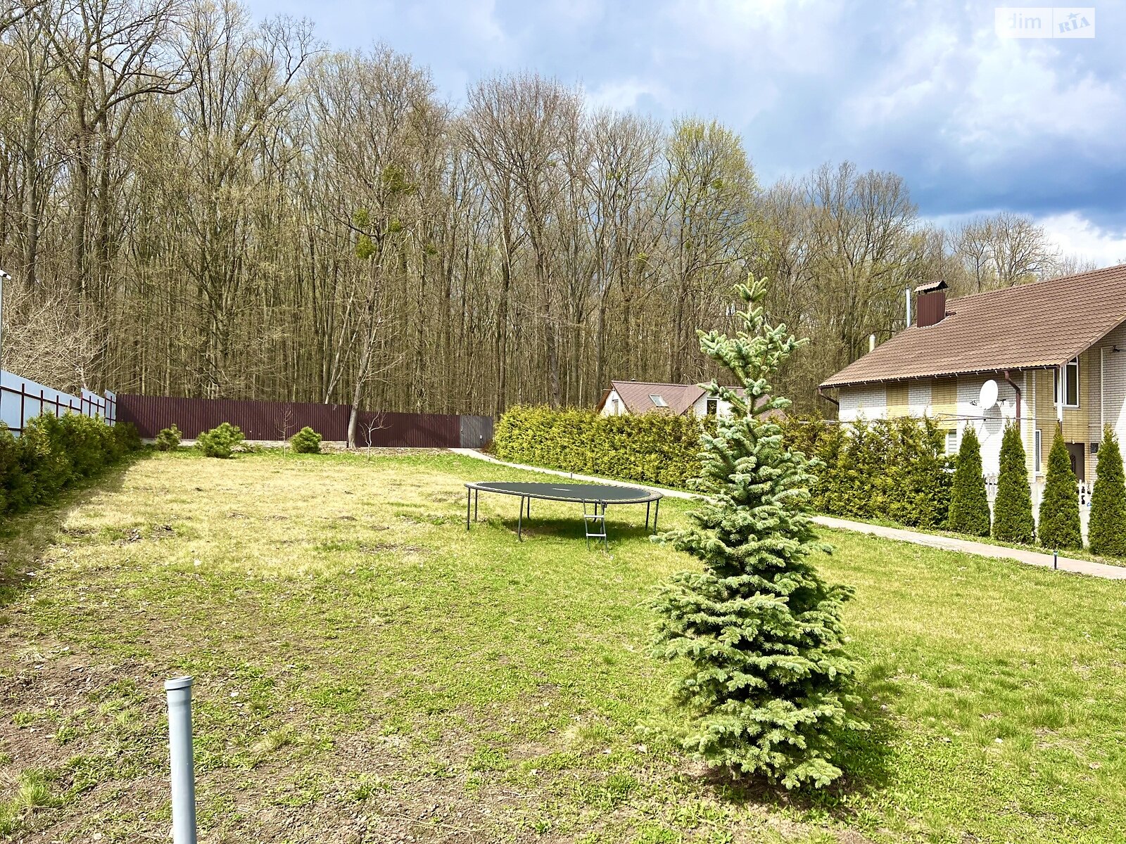 двухэтажный дом с гаражом, 300 кв. м, кирпич. Продажа в Виннице район Корея фото 1 двухэтажный дом с гаражом, 300 кв. м, кирпич. Продажа в Виннице район Корея фото 1