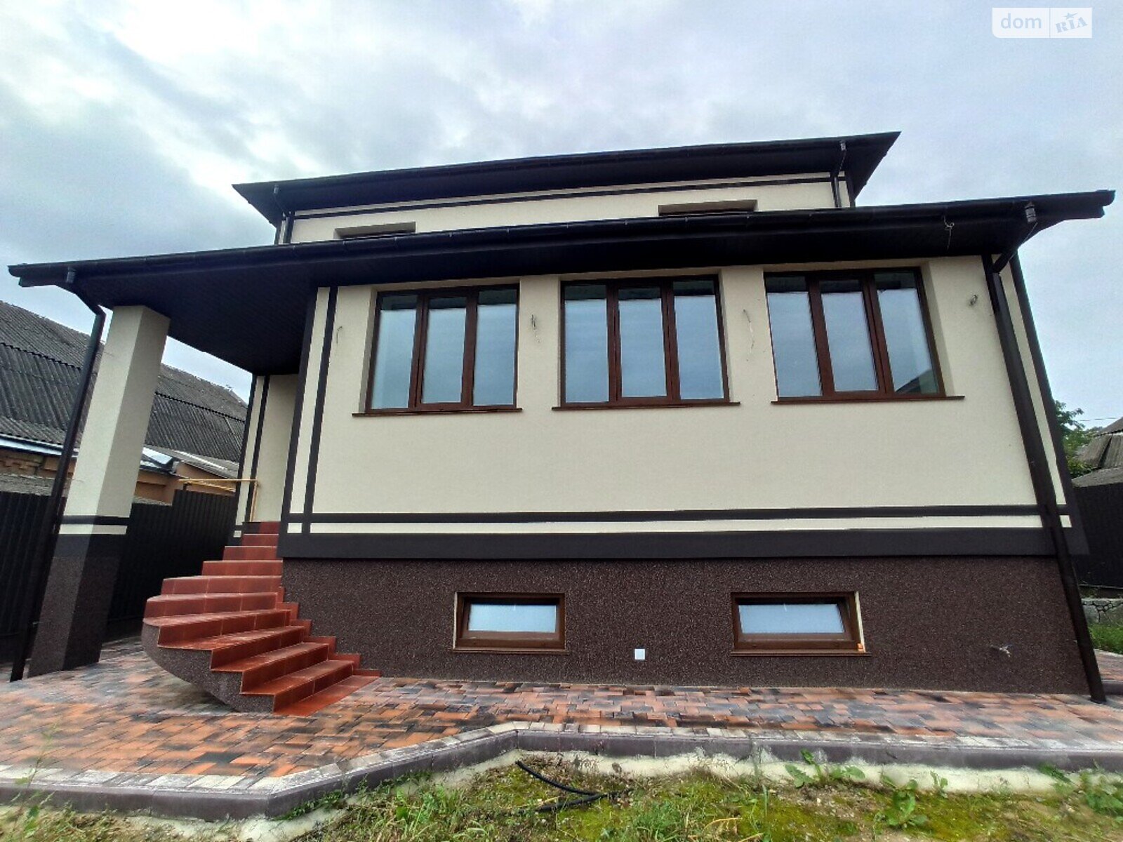 двухэтажный дом с балконом, 285 кв. м, кирпич. Продажа в Виннице район Корея фото 1 двухэтажный дом с балконом, 285 кв. м, кирпич. Продажа в Виннице район Корея фото 1