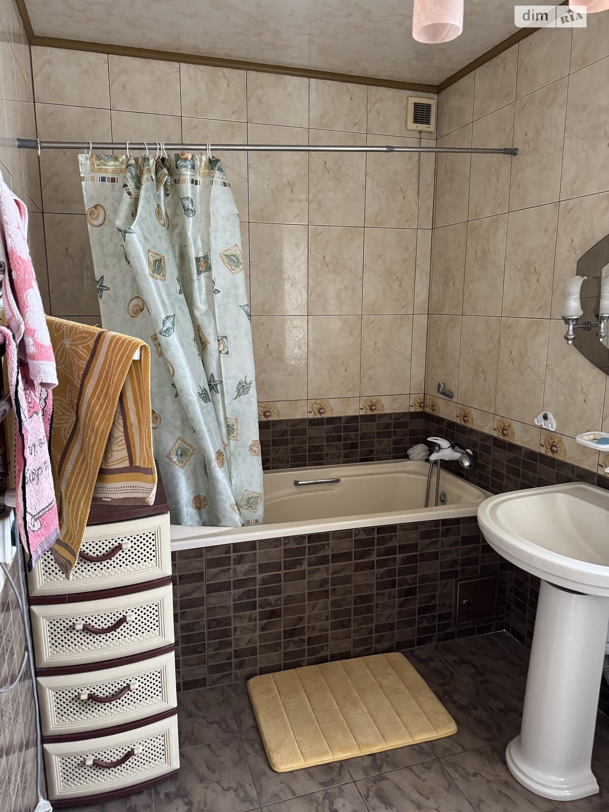 двухэтажный дом, 300 кв. м, кирпич. Продажа в Виннице район Корея фото 1 двухэтажный дом, 300 кв. м, кирпич. Продажа в Виннице район Корея фото 1
