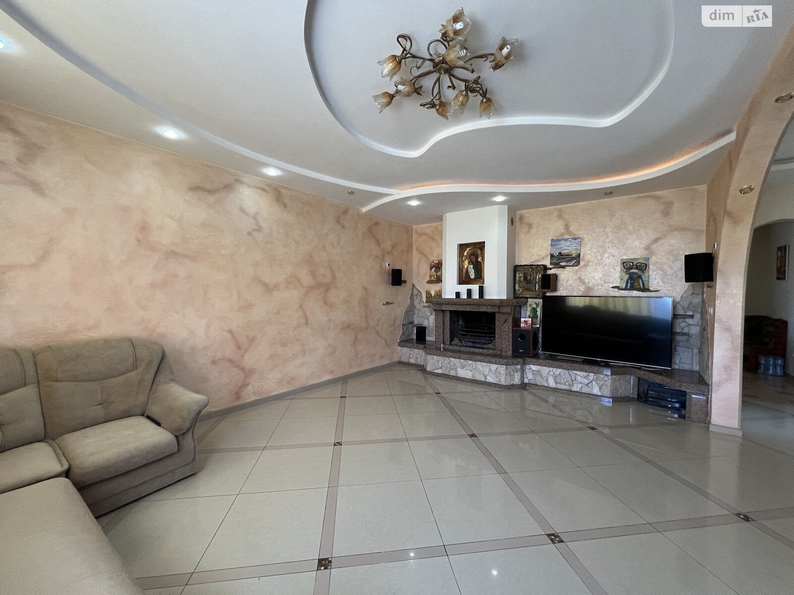 трехэтажный дом с балконом, 248.2 кв. м, кирпич. Продажа в Виннице район Пирогово фото 1 трехэтажный дом с балконом, 248.2 кв. м, кирпич. Продажа в Виннице район Пирогово фото 1
