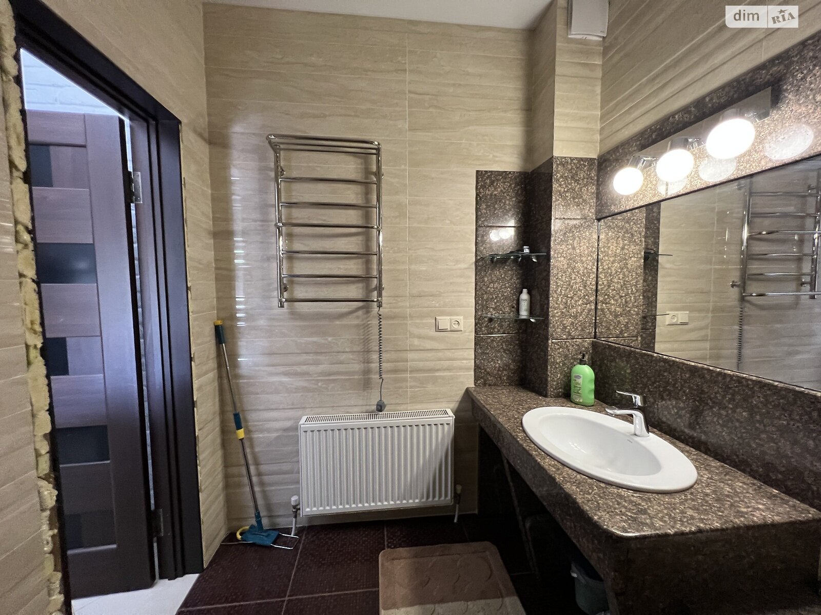 трехэтажный дом с балконом, 248.2 кв. м, кирпич. Продажа в Виннице район Пирогово фото 1 трехэтажный дом с балконом, 248.2 кв. м, кирпич. Продажа в Виннице район Пирогово фото 1
