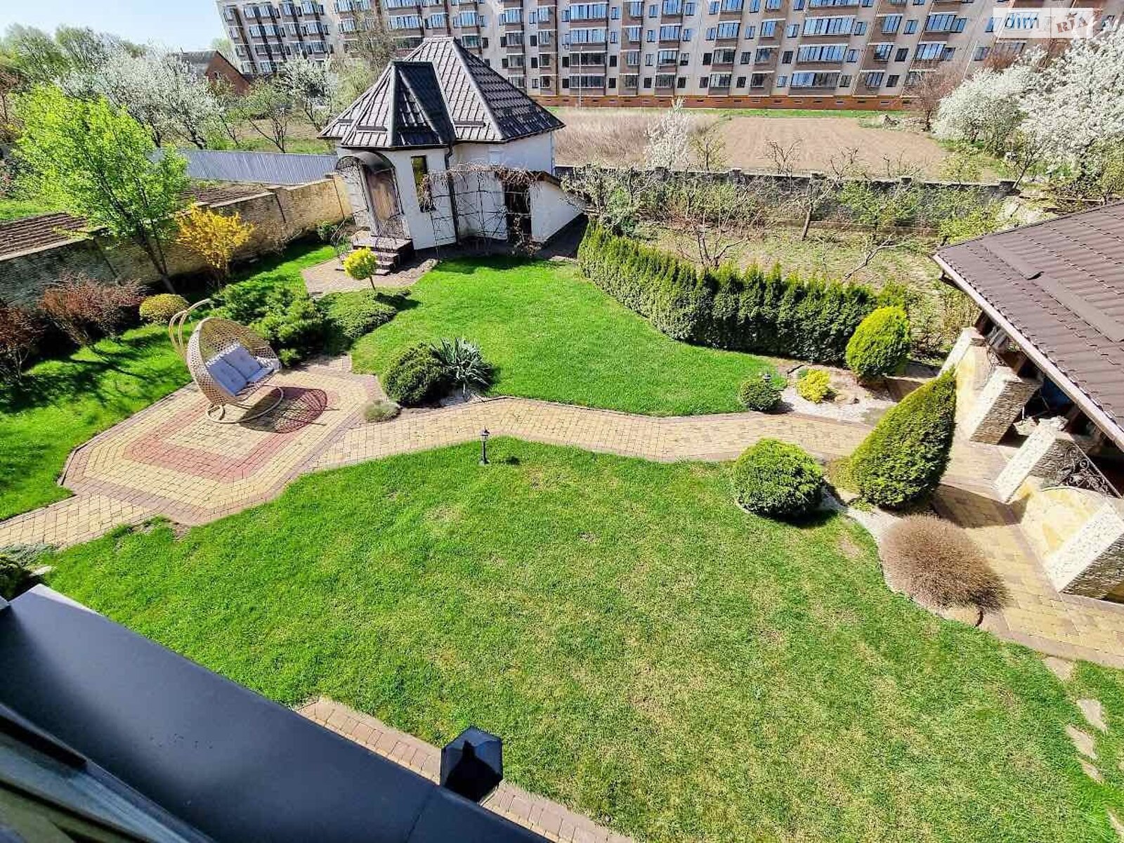 трехэтажный дом с верандой, 266 кв. м, кирпич. Продажа в Агрономичном фото 1 трехэтажный дом с верандой, 266 кв. м, кирпич. Продажа в Агрономичном фото 1