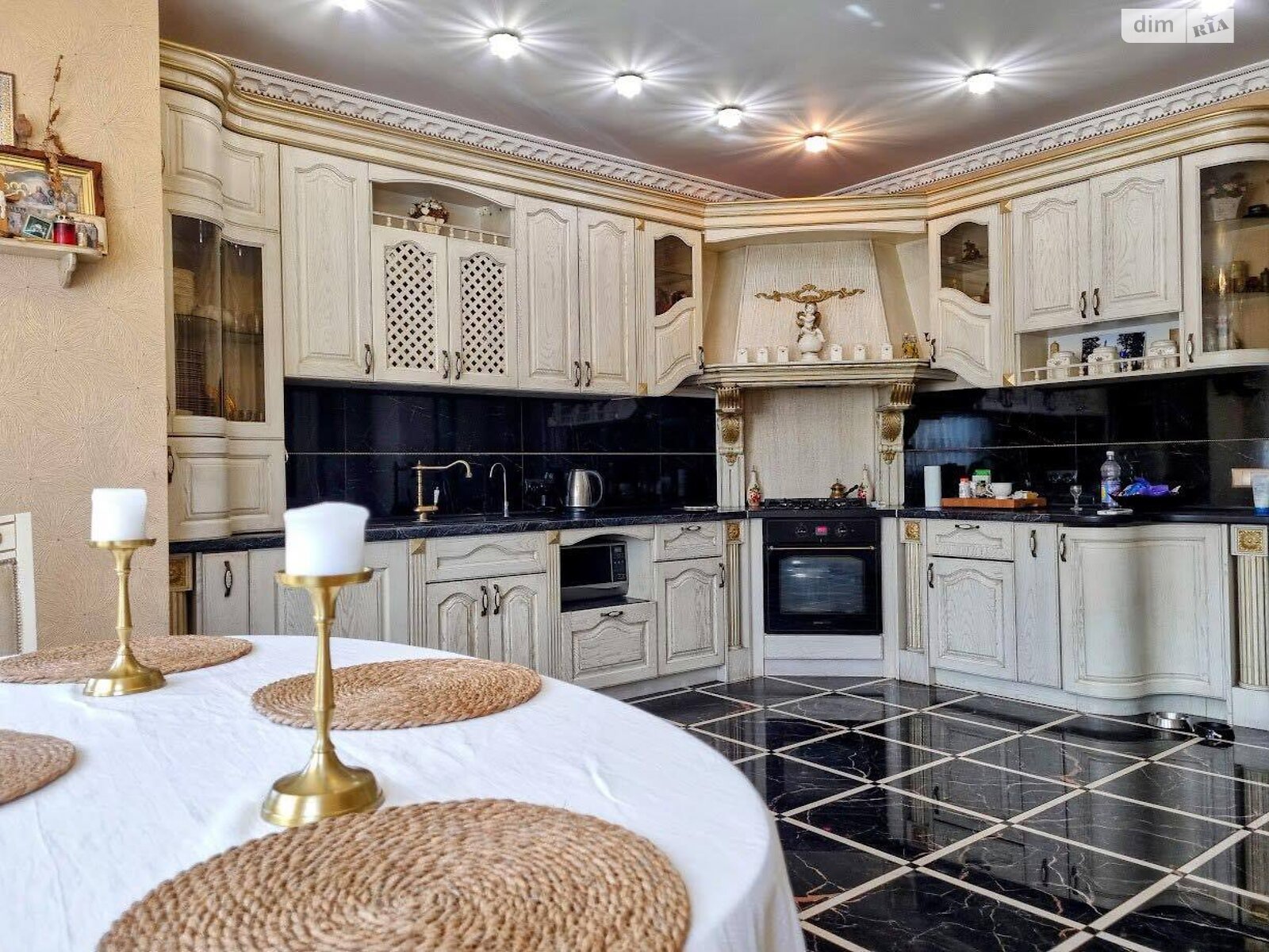 трехэтажный дом с верандой, 266 кв. м, кирпич. Продажа в Агрономичном фото 1 трехэтажный дом с верандой, 266 кв. м, кирпич. Продажа в Агрономичном фото 1