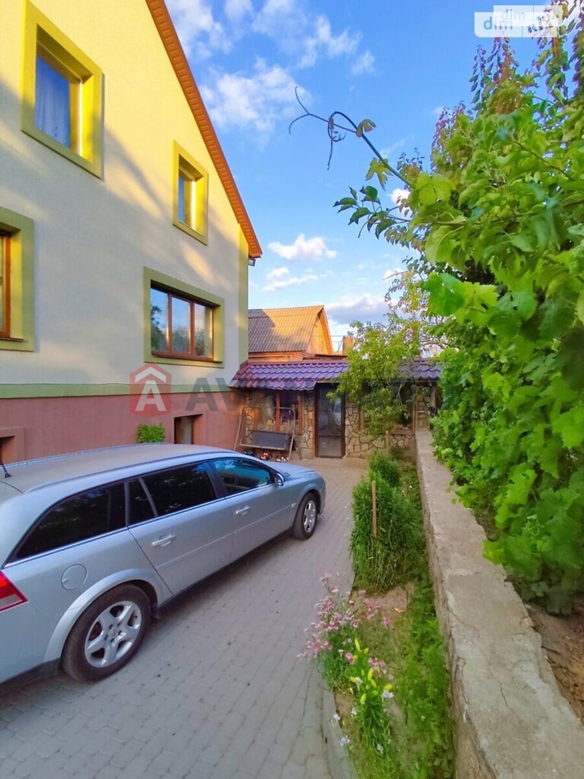 трехэтажный дом, 200 кв. м, кирпич. Продажа в Виннице район Ленинский фото 1