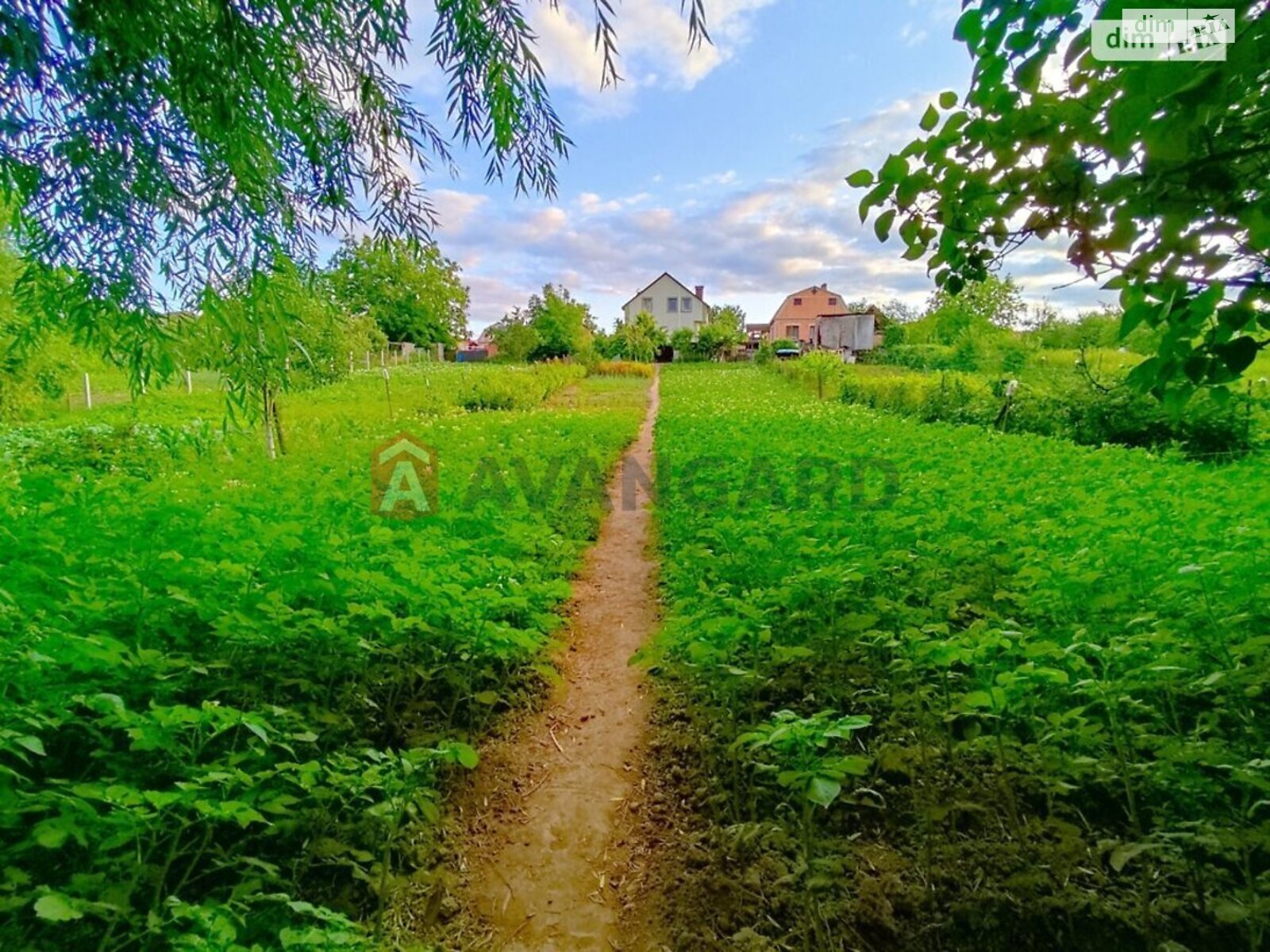 трехэтажный дом, 200 кв. м, кирпич. Продажа в Виннице район Ленинский фото 1