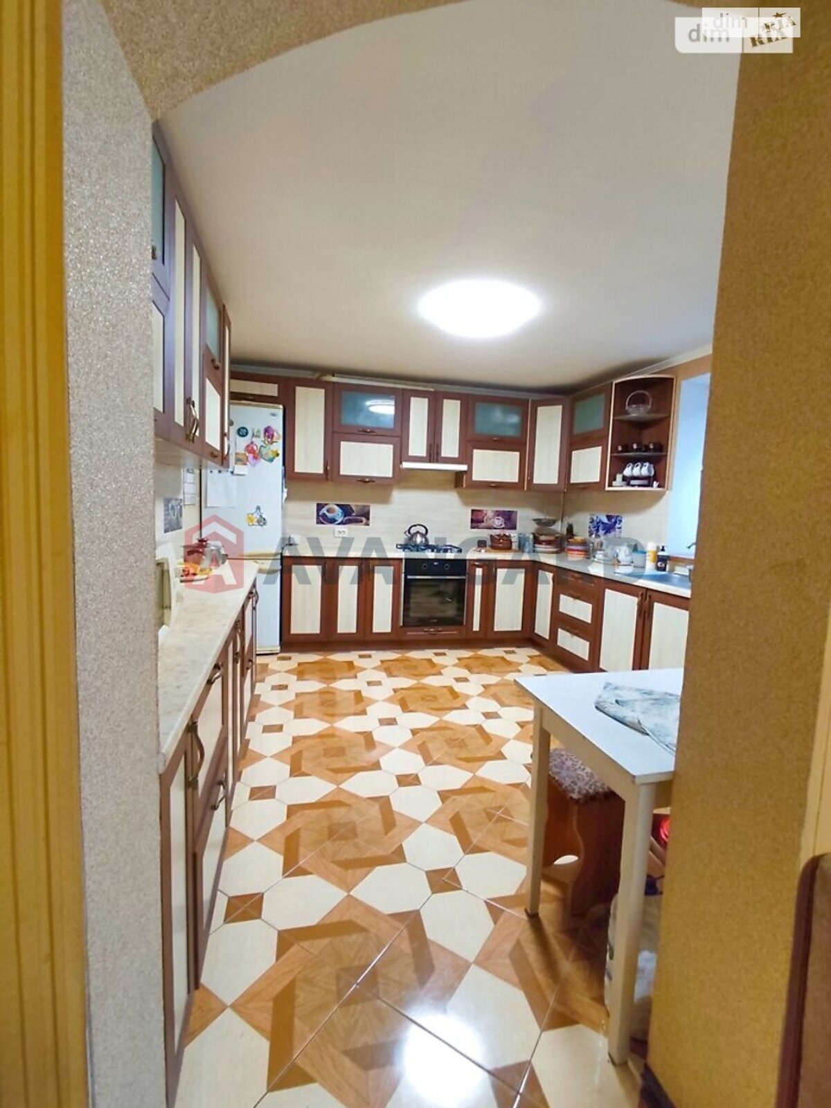 трехэтажный дом, 200 кв. м, кирпич. Продажа в Виннице район Ленинский фото 1