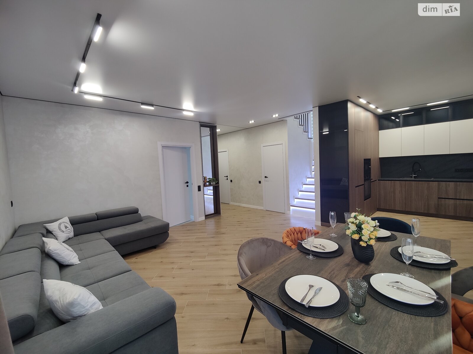 двоповерховий будинок з балконом, 140 кв. м, кирпич. Продаж в Вінниці, район Олієжир комбінат фото 1 двоповерховий будинок з балконом, 140 кв. м, кирпич. Продаж в Вінниці, район Олієжир комбінат фото 1