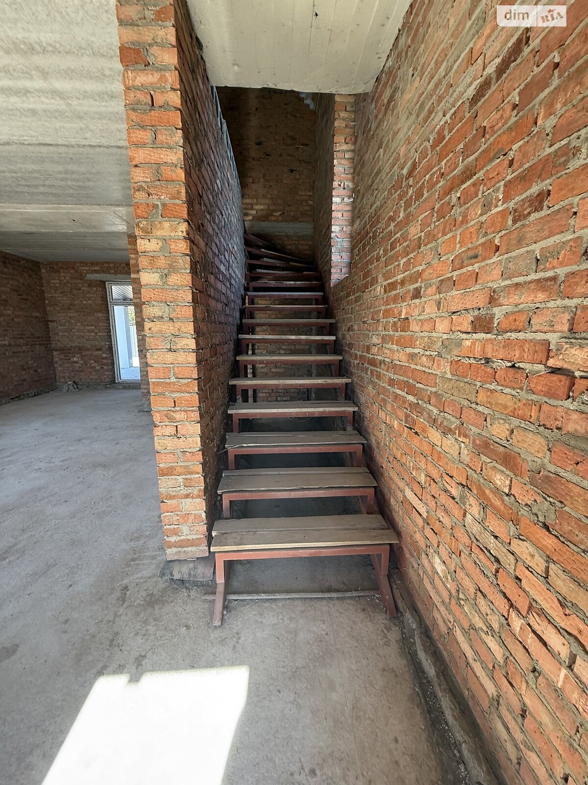 двухэтажный дом, 130 кв. м, кирпич. Продажа в Виннице район Академический фото 1 двухэтажный дом, 130 кв. м, кирпич. Продажа в Виннице район Академический фото 1