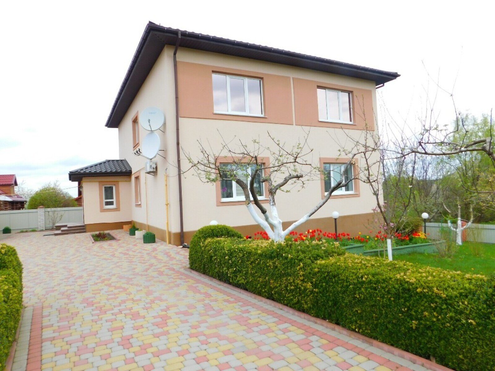 двухэтажный дом, 239 кв. м, кирпич. Продажа в Луке-Мелешковской фото 1 двухэтажный дом, 239 кв. м, кирпич. Продажа в Луке-Мелешковской фото 1