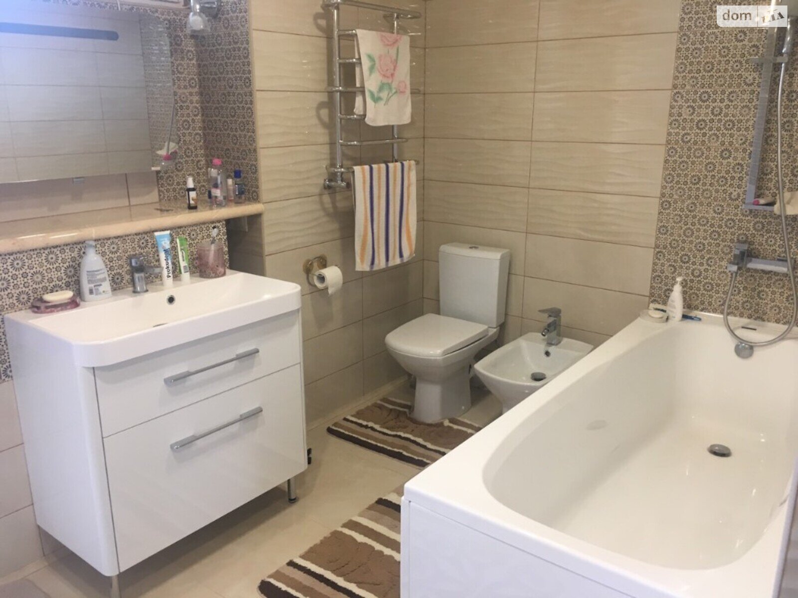 двухэтажный дом, 239 кв. м, кирпич. Продажа в Луке-Мелешковской фото 1 двухэтажный дом, 239 кв. м, кирпич. Продажа в Луке-Мелешковской фото 1