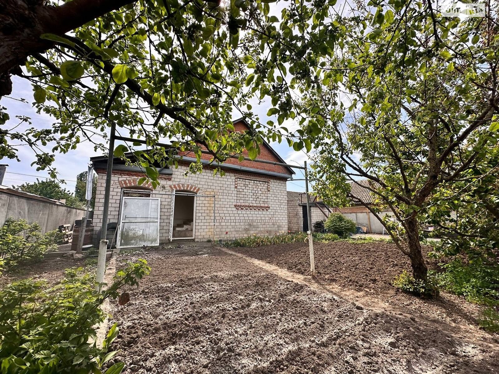 одноэтажный дом беседка, 160 кв. м, кирпич. Продажа в Виннице район Масложир комбинат фото 1 одноэтажный дом беседка, 160 кв. м, кирпич. Продажа в Виннице район Масложир комбинат фото 1