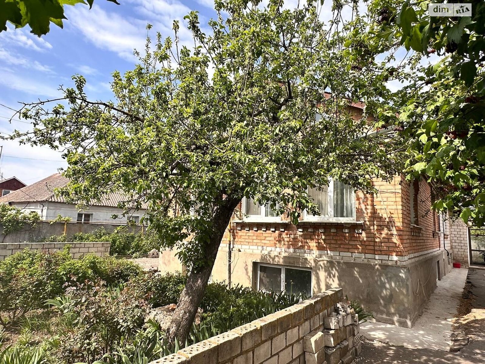 одноэтажный дом беседка, 160 кв. м, кирпич. Продажа в Виннице район Масложир комбинат фото 1 одноэтажный дом беседка, 160 кв. м, кирпич. Продажа в Виннице район Масложир комбинат фото 1