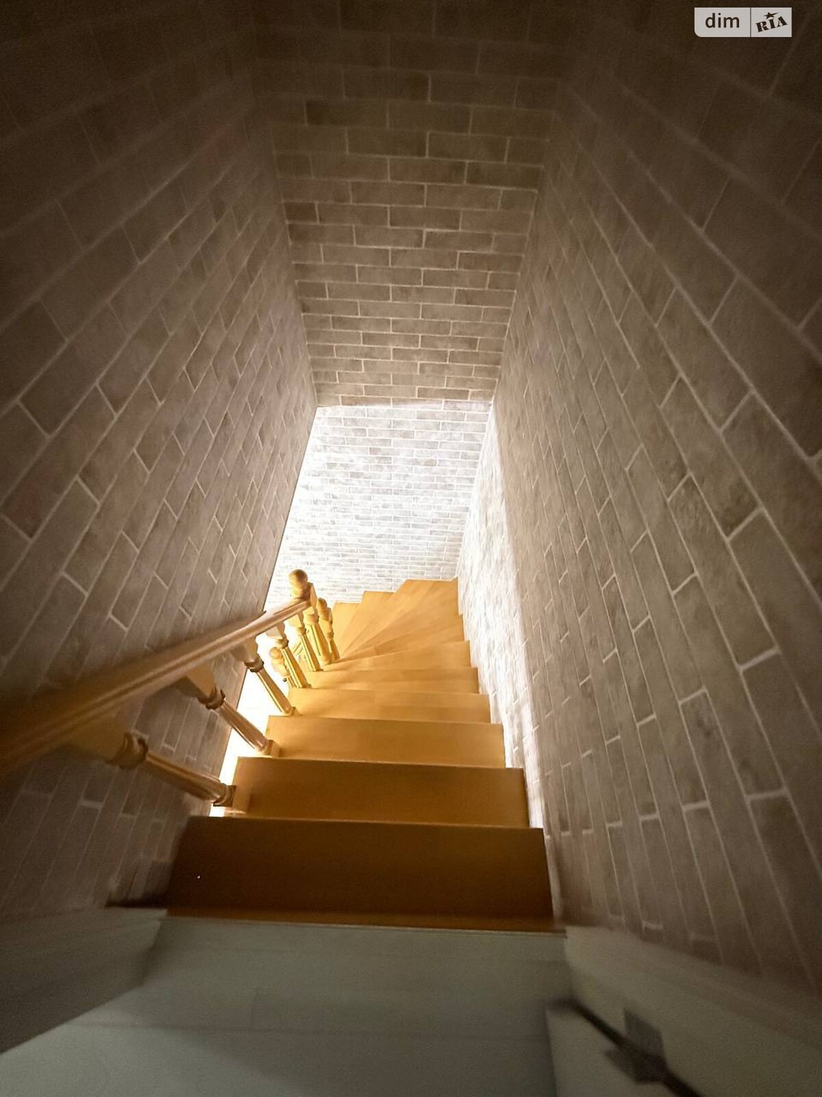 двухэтажный дом с верандой, 80 кв. м, кирпич. Продажа в Виннице район Старый город фото 1