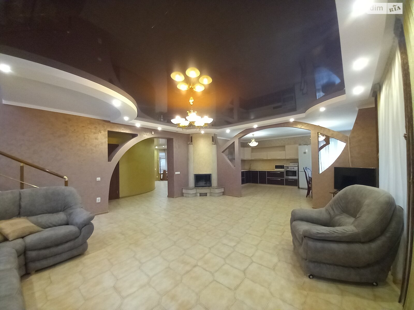 двухэтажный дом с верандой, 245 кв. м, кирпич. Продажа в Виннице район Пирогово фото 1