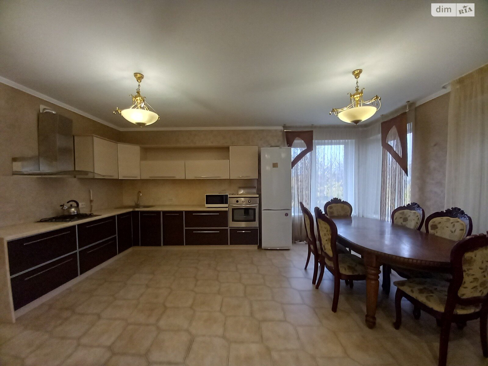 двухэтажный дом с верандой, 245 кв. м, кирпич. Продажа в Виннице район Пирогово фото 1