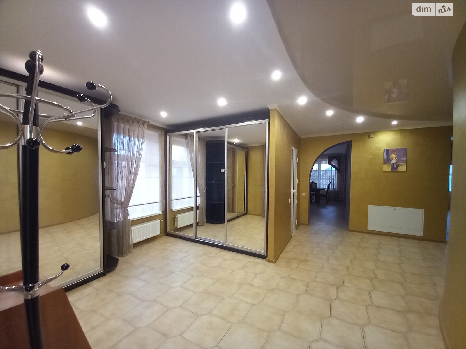 двухэтажный дом с верандой, 245 кв. м, кирпич. Продажа в Виннице район Пирогово фото 1