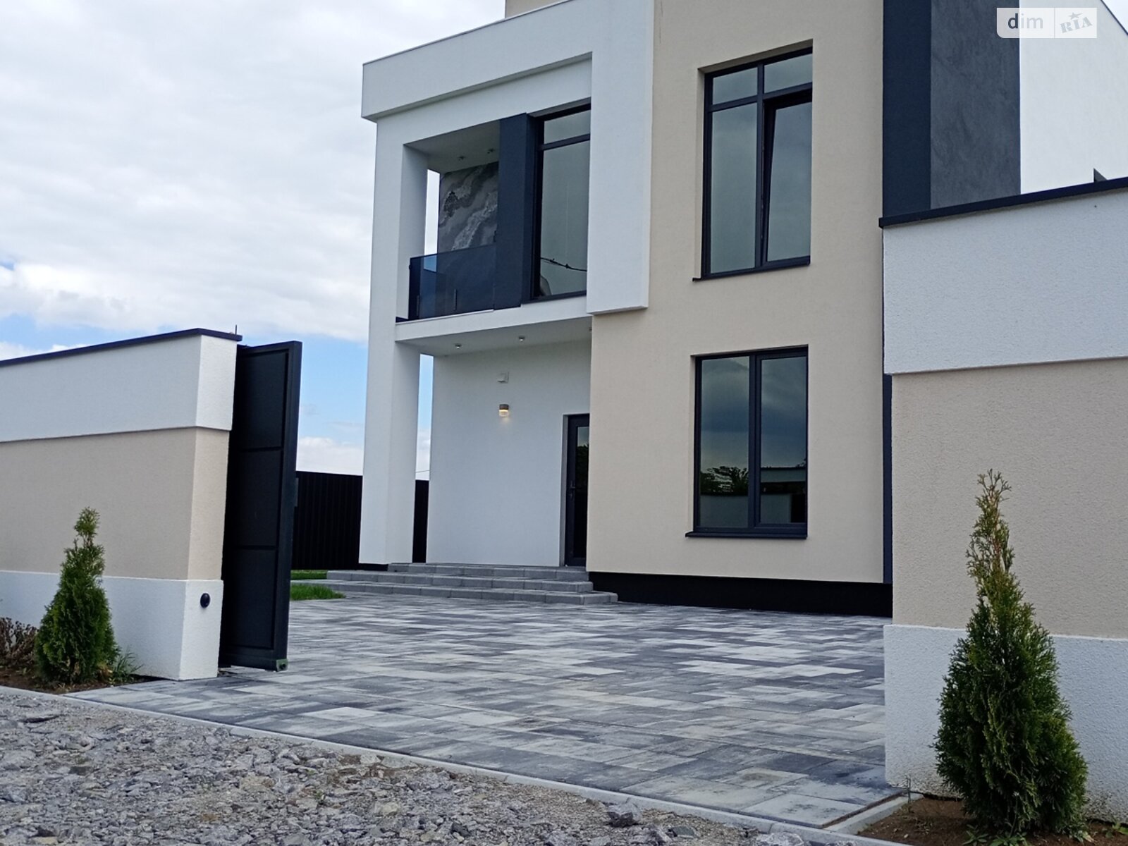 двухэтажный дом с гаражом, 145 кв. м, кирпич. Продажа в Бохониках фото 1 двухэтажный дом с гаражом, 145 кв. м, кирпич. Продажа в Бохониках фото 1
