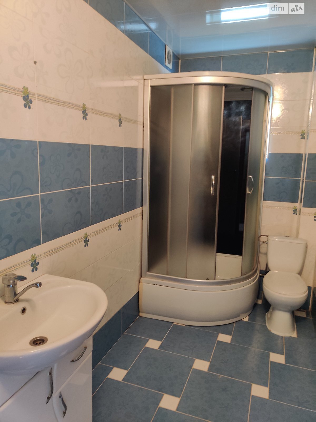 трехэтажный дом с гаражом, 230 кв. м, кирпич. Продажа в Виннице район Пирогово фото 1 трехэтажный дом с гаражом, 230 кв. м, кирпич. Продажа в Виннице район Пирогово фото 1