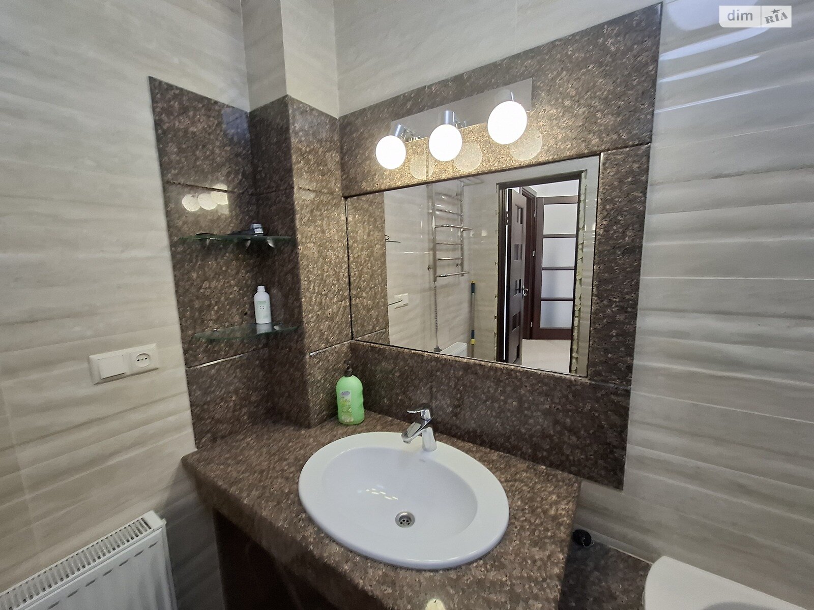 трехэтажный дом с гаражом, 248.2 кв. м, кирпич. Продажа в Виннице район Пирогово фото 1 трехэтажный дом с гаражом, 248.2 кв. м, кирпич. Продажа в Виннице район Пирогово фото 1