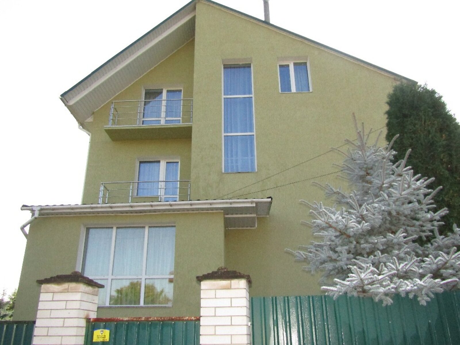 трехэтажный дом с отоплением, 220 кв. м, кирпич. Продажа в Виннице район Пирогово фото 1