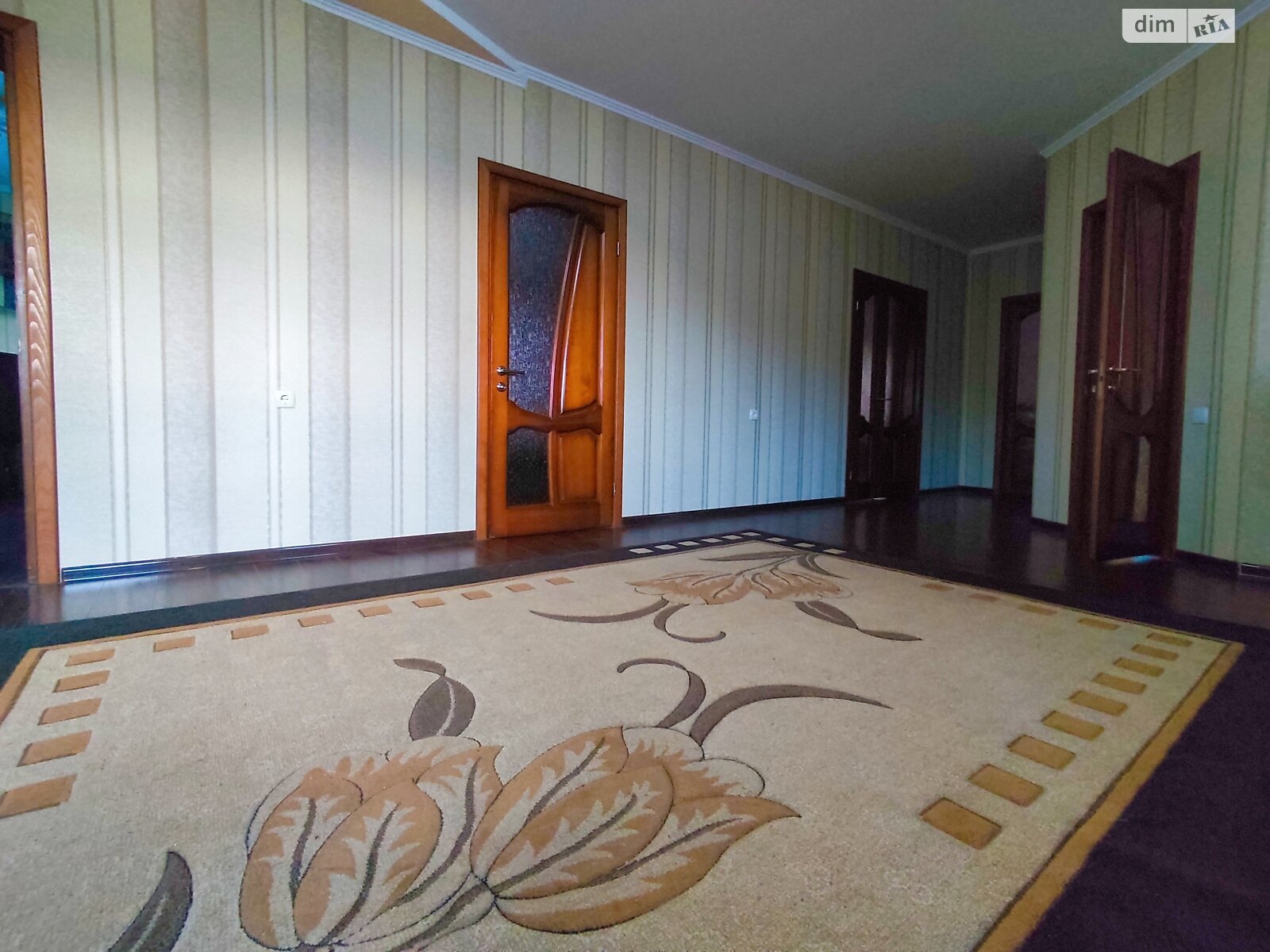трехэтажный дом беседка, 200 кв. м, кирпич. Продажа в Виннице район Пирогово фото 1 трехэтажный дом беседка, 200 кв. м, кирпич. Продажа в Виннице район Пирогово фото 1