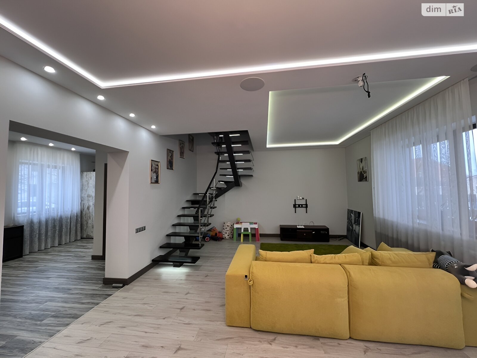 двоповерховий будинок з опаленням, 135 кв. м, цегла. Продаж в Вінниці, район Пирогово фото 1 двоповерховий будинок з опаленням, 135 кв. м, цегла. Продаж в Вінниці, район Пирогово фото 1