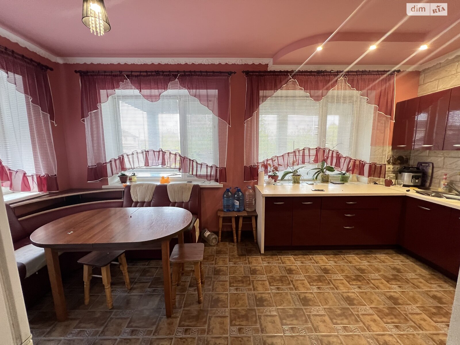 двухэтажный дом, 210 кв. м, кирпич. Продажа в Виннице район Пирогово фото 1 двухэтажный дом, 210 кв. м, кирпич. Продажа в Виннице район Пирогово фото 1