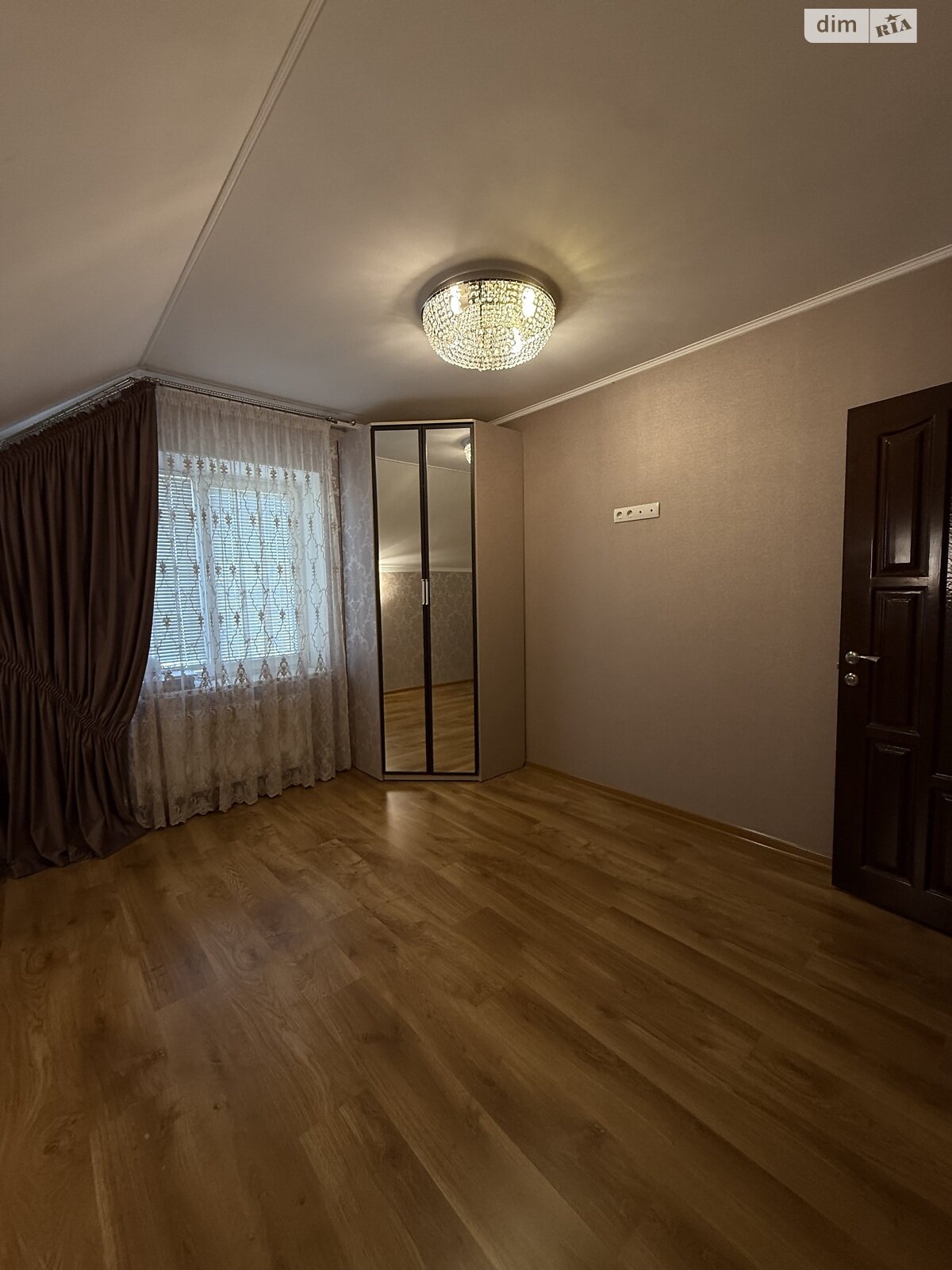 двухэтажный дом с мансардой, 137 кв. м, кирпич. Продажа в Виннице район Пирогово фото 1 двухэтажный дом с мансардой, 137 кв. м, кирпич. Продажа в Виннице район Пирогово фото 1
