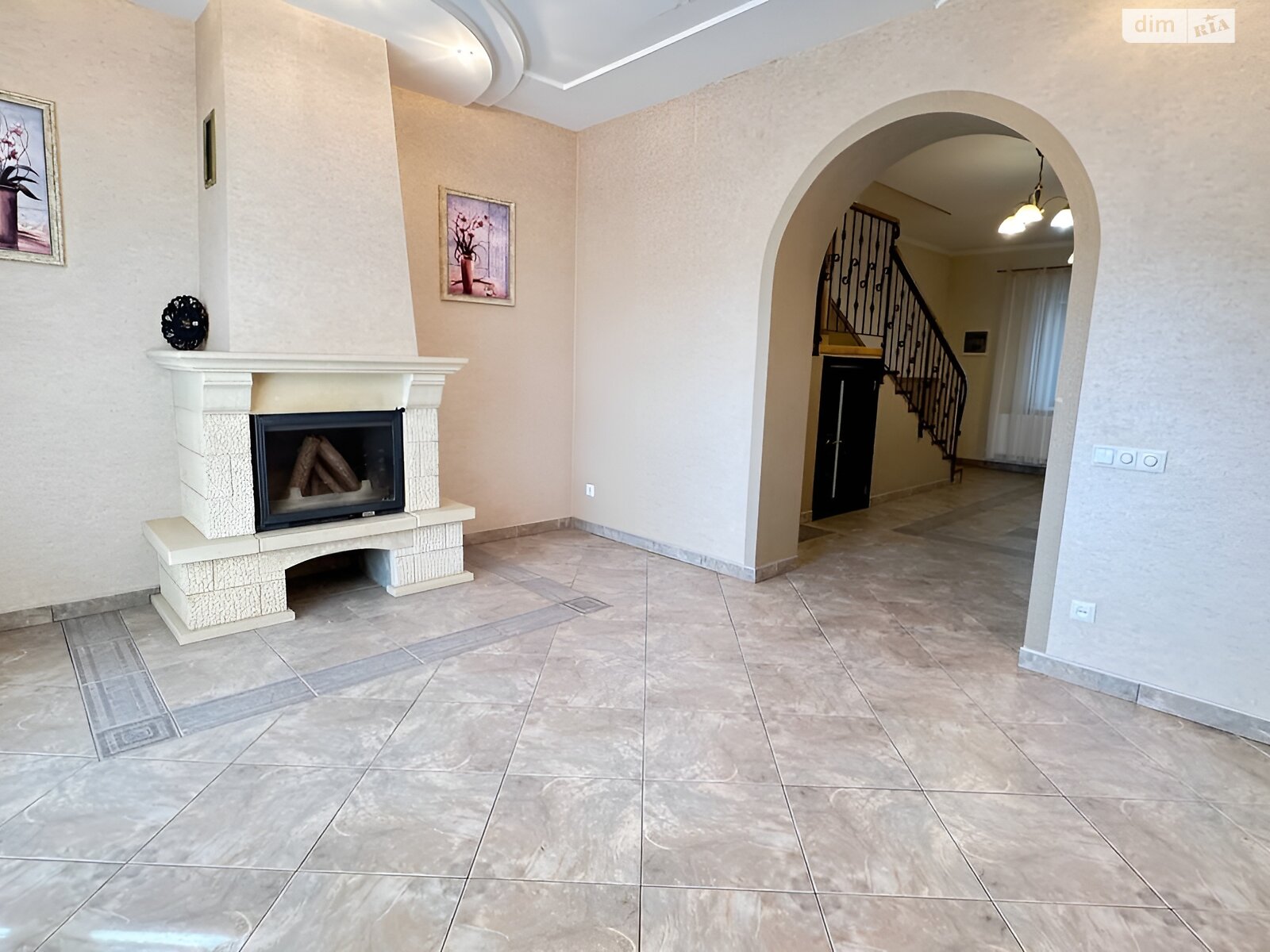 двоповерховий будинок з ремонтом, 180 кв. м, кирпич. Продаж в Вінниці, район П’ятничани фото 1 двоповерховий будинок з ремонтом, 180 кв. м, кирпич. Продаж в Вінниці, район П’ятничани фото 1