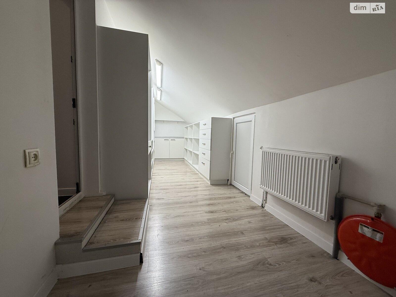 двухэтажный дом с гаражом, 170 кв. м, кирпич. Продажа в Виннице район Пятничаны фото 1 двухэтажный дом с гаражом, 170 кв. м, кирпич. Продажа в Виннице район Пятничаны фото 1
