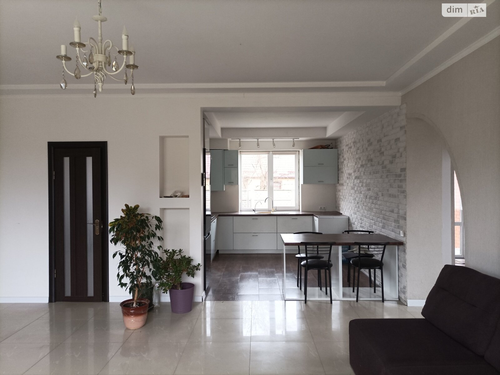 двухэтажный дом с гаражом, 180 кв. м, кирпич. Продажа в Виннице район Пятничаны фото 1