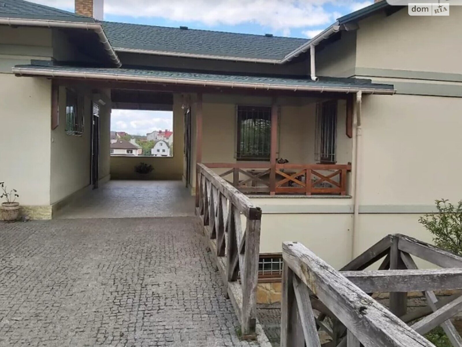 двухэтажный дом с ремонтом, 330 кв. м, кирпич. Продажа в Виннице район Пятничаны фото 1 двухэтажный дом с ремонтом, 330 кв. м, кирпич. Продажа в Виннице район Пятничаны фото 1