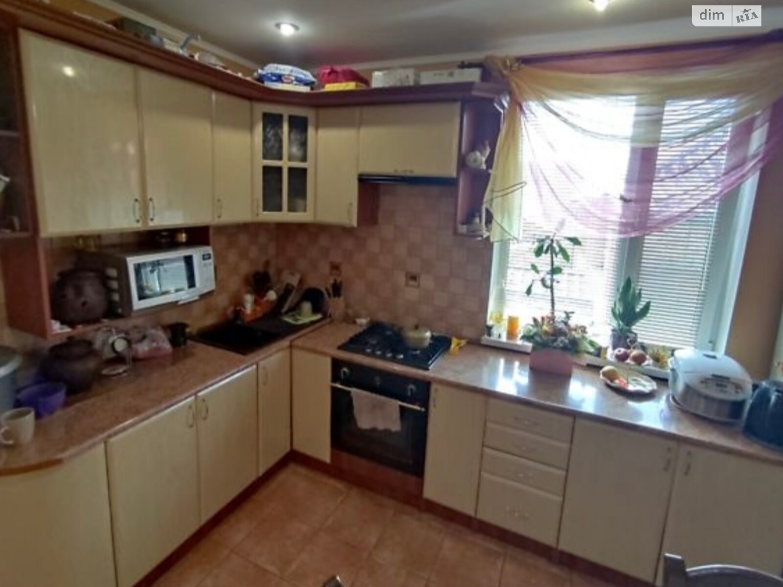 двухэтажный дом с гаражом, 264 кв. м, кирпич. Продажа в Виннице район Пятничаны фото 1 двухэтажный дом с гаражом, 264 кв. м, кирпич. Продажа в Виннице район Пятничаны фото 1