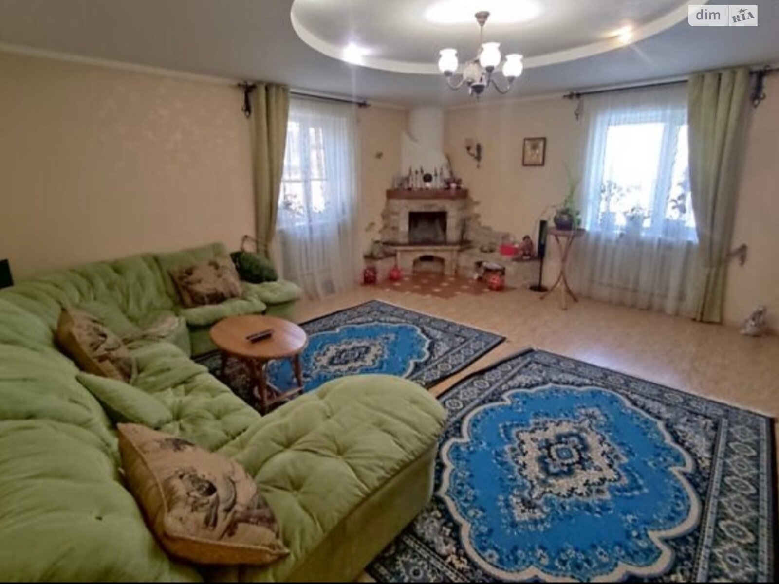 двухэтажный дом с гаражом, 264 кв. м, кирпич. Продажа в Виннице район Пятничаны фото 1 двухэтажный дом с гаражом, 264 кв. м, кирпич. Продажа в Виннице район Пятничаны фото 1