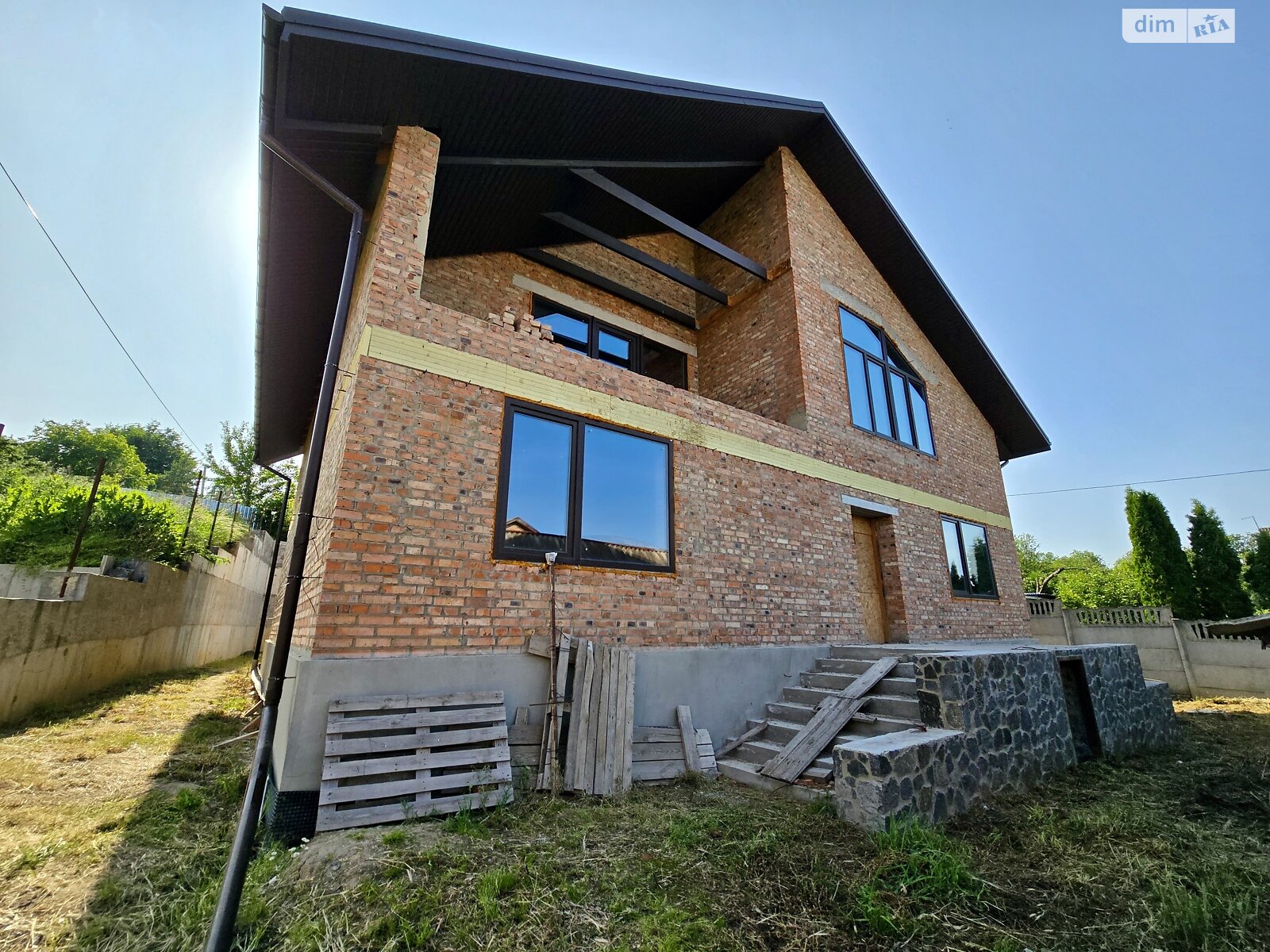 двухэтажный дом, 230 кв. м, кирпич. Продажа в Виннице район Пятничаны фото 1 двухэтажный дом, 230 кв. м, кирпич. Продажа в Виннице район Пятничаны фото 1
