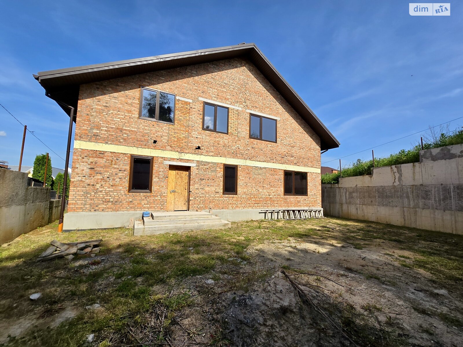 двухэтажный дом, 230 кв. м, кирпич. Продажа в Виннице район Пятничаны фото 1 двухэтажный дом, 230 кв. м, кирпич. Продажа в Виннице район Пятничаны фото 1