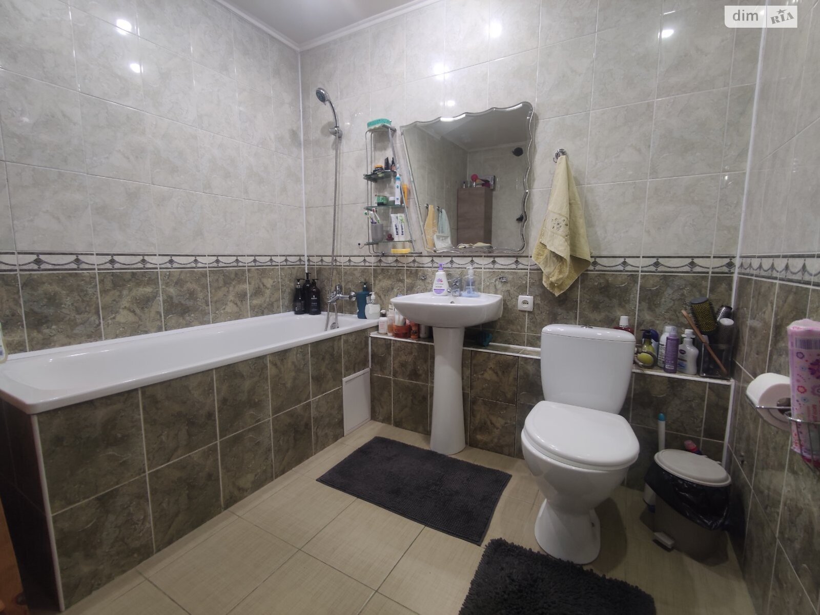 двоповерховий будинок з гаражем, 247.1 кв. м, цегла. Продаж в Вінниці, район П’ятничани фото 1 двоповерховий будинок з гаражем, 247.1 кв. м, цегла. Продаж в Вінниці, район П’ятничани фото 1